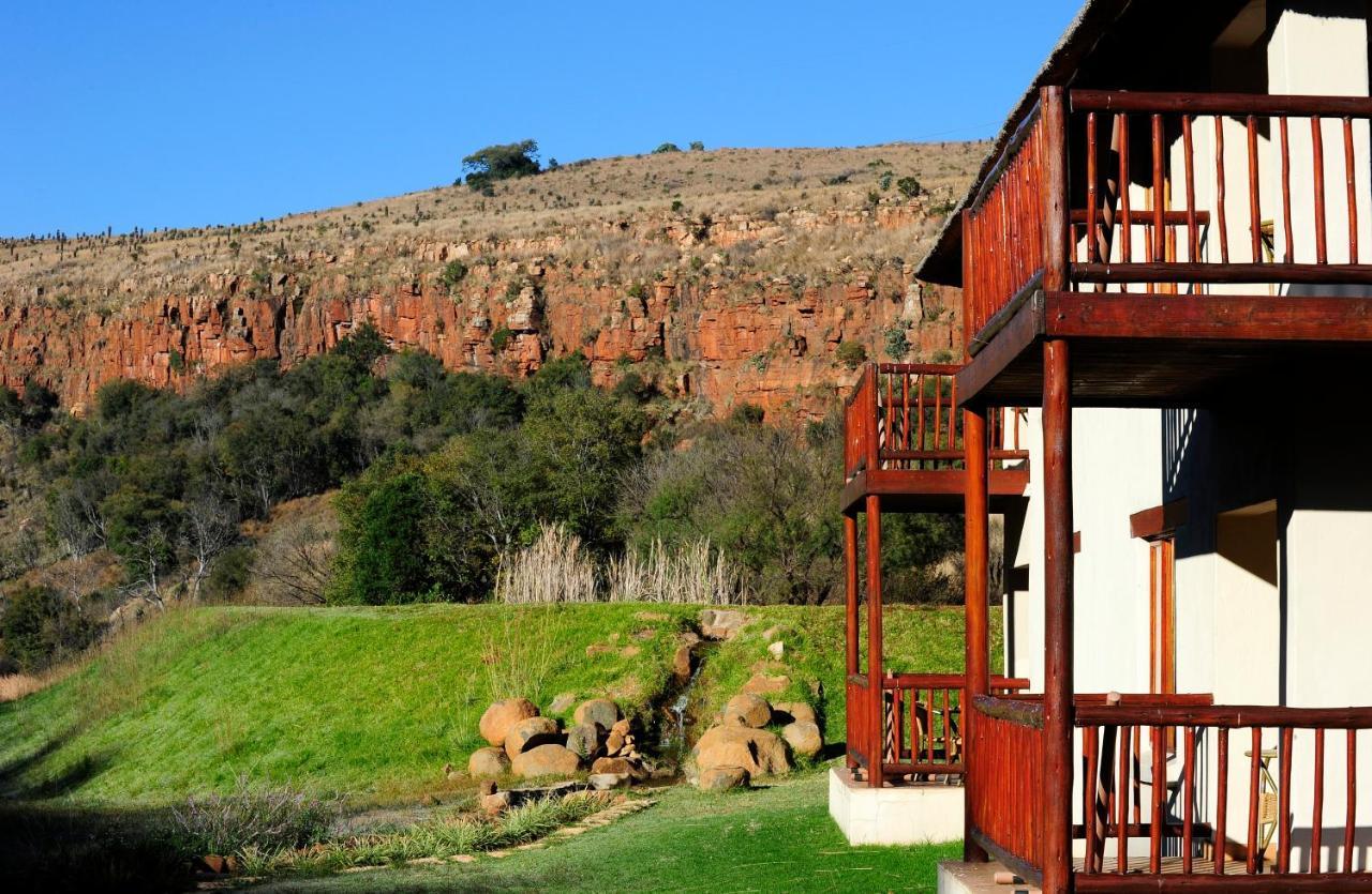 Komati Gorge Lodge, R 36 Halfway Between Carolina And Machadodorp Exterior photo